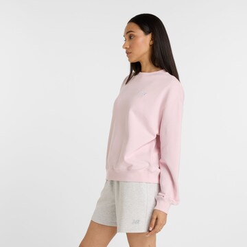 Sweat-shirt 'Essentials' new balance en rose