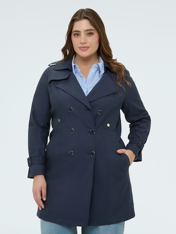 Cappotto invernale di Fiorella Rubino in blu