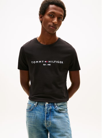 TOMMY HILFIGER Regular fit Póló - fekete: elől