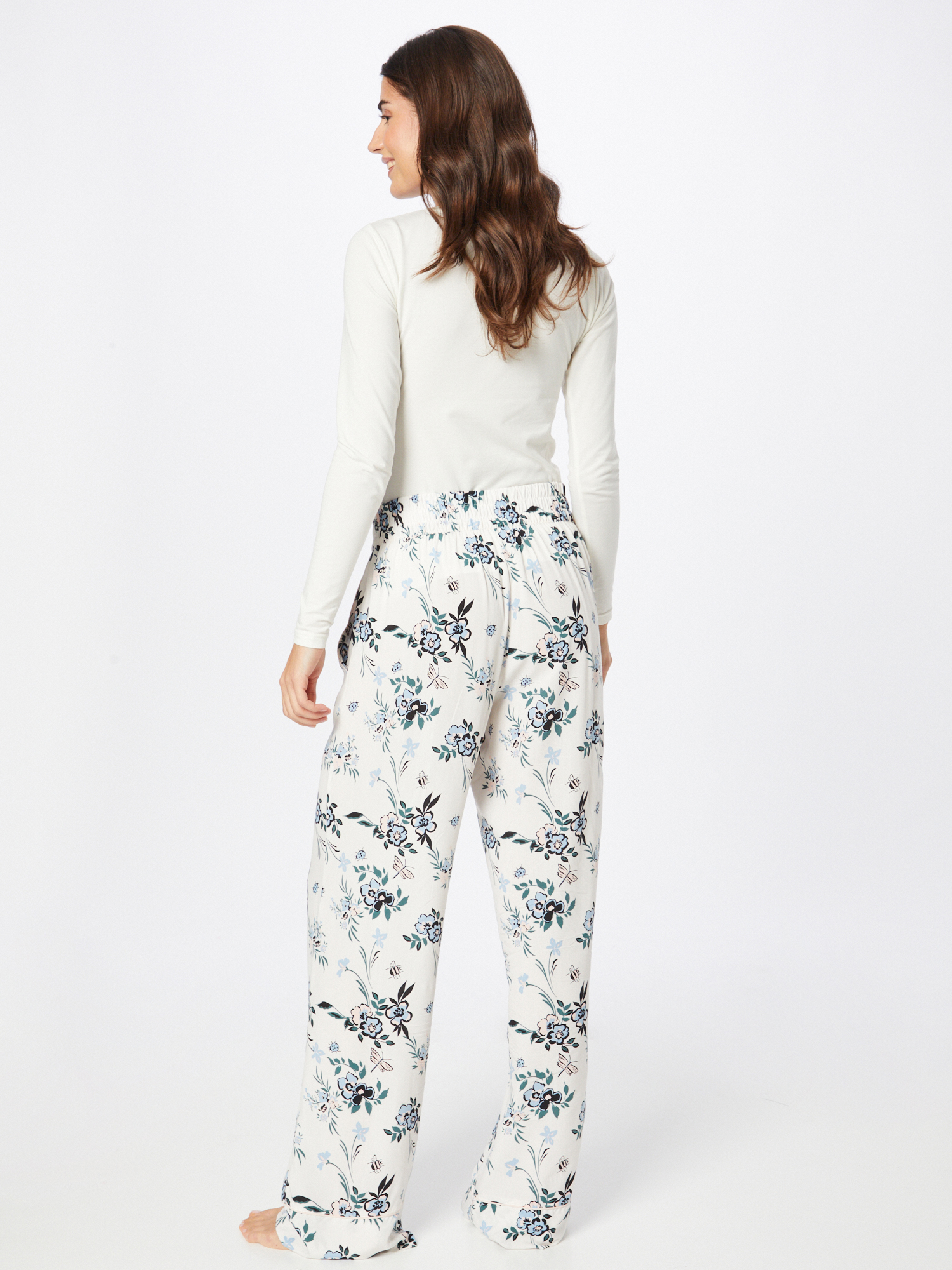 Donna Taglie comode SCHIESSER Pantaloncini da pigiama in Bianco Naturale 