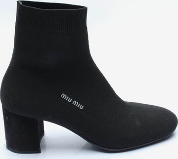 Miu Miu Stiefeletten 39 in Schwarz: predná strana