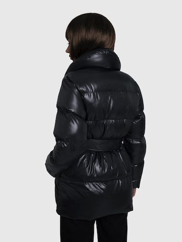 Anushka Winterjas in Zwart