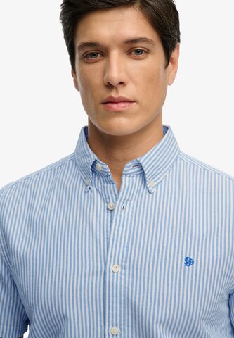 Coupe regular Chemise Superdry & Co en bleu