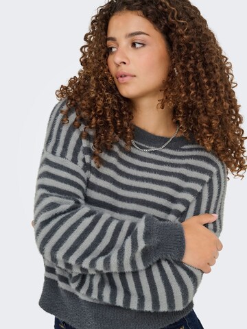 Pullover 'ONLPiumo' di ONLY in nero