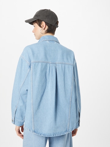 LEVI'S ® Between-season jacket 'Shacket Trucker' in Blue