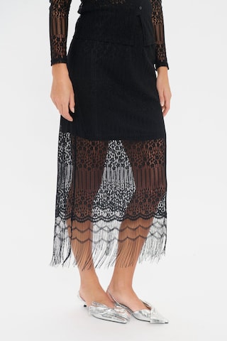 SAINT TROPEZ Skirt in Black: front
