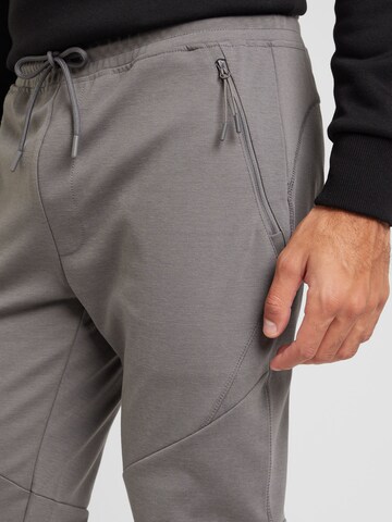 Effilé Pantalon JACK & JONES en gris