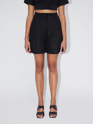 LeGer by Lena Gercke Pleat-front trousers 'Imen' in Black: front