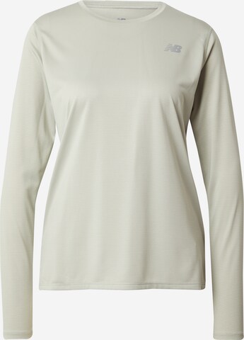 T-shirt fonctionnel 'Essentials' new balance en vert : devant