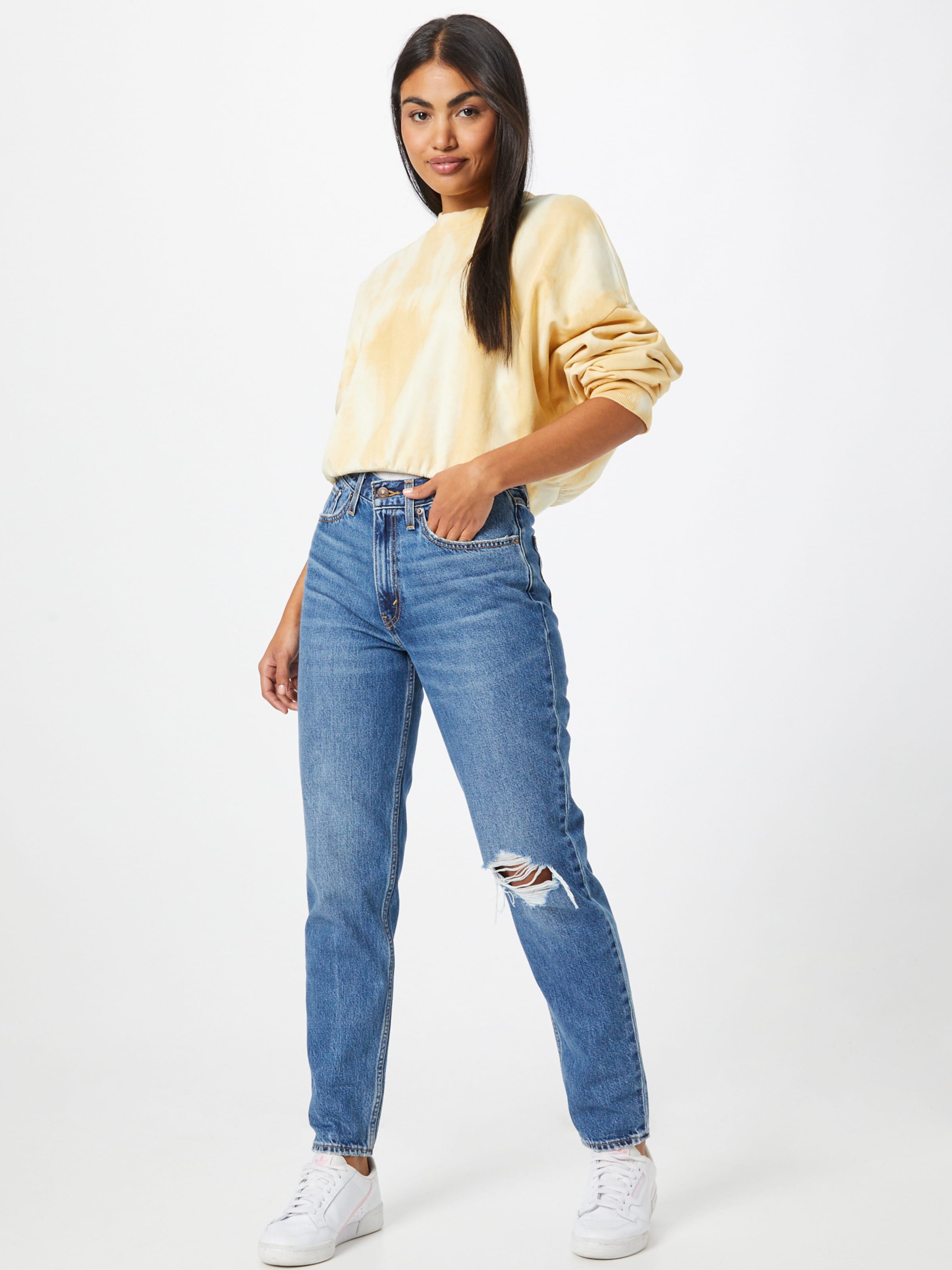 80s mom hotsell jeans outfit