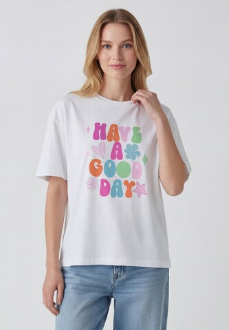 T-shirt usha BLUE LABEL en blanc : devant