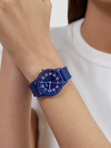 s.Oliver Analoguhr in Blau