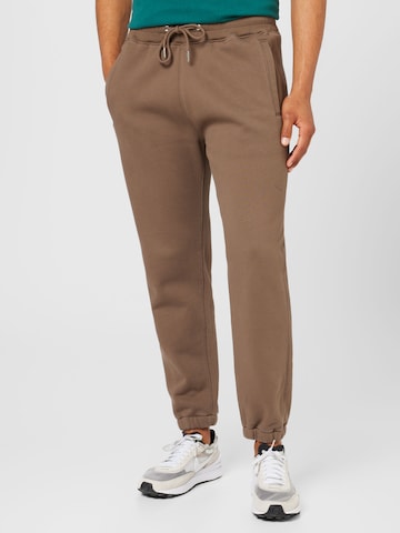 Abercrombie & Fitch Tapered Trousers in Brown: front