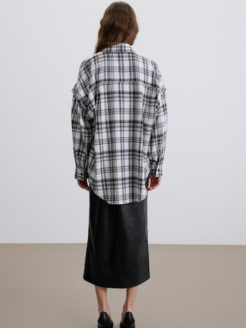 Estro Blouse '05124' in White