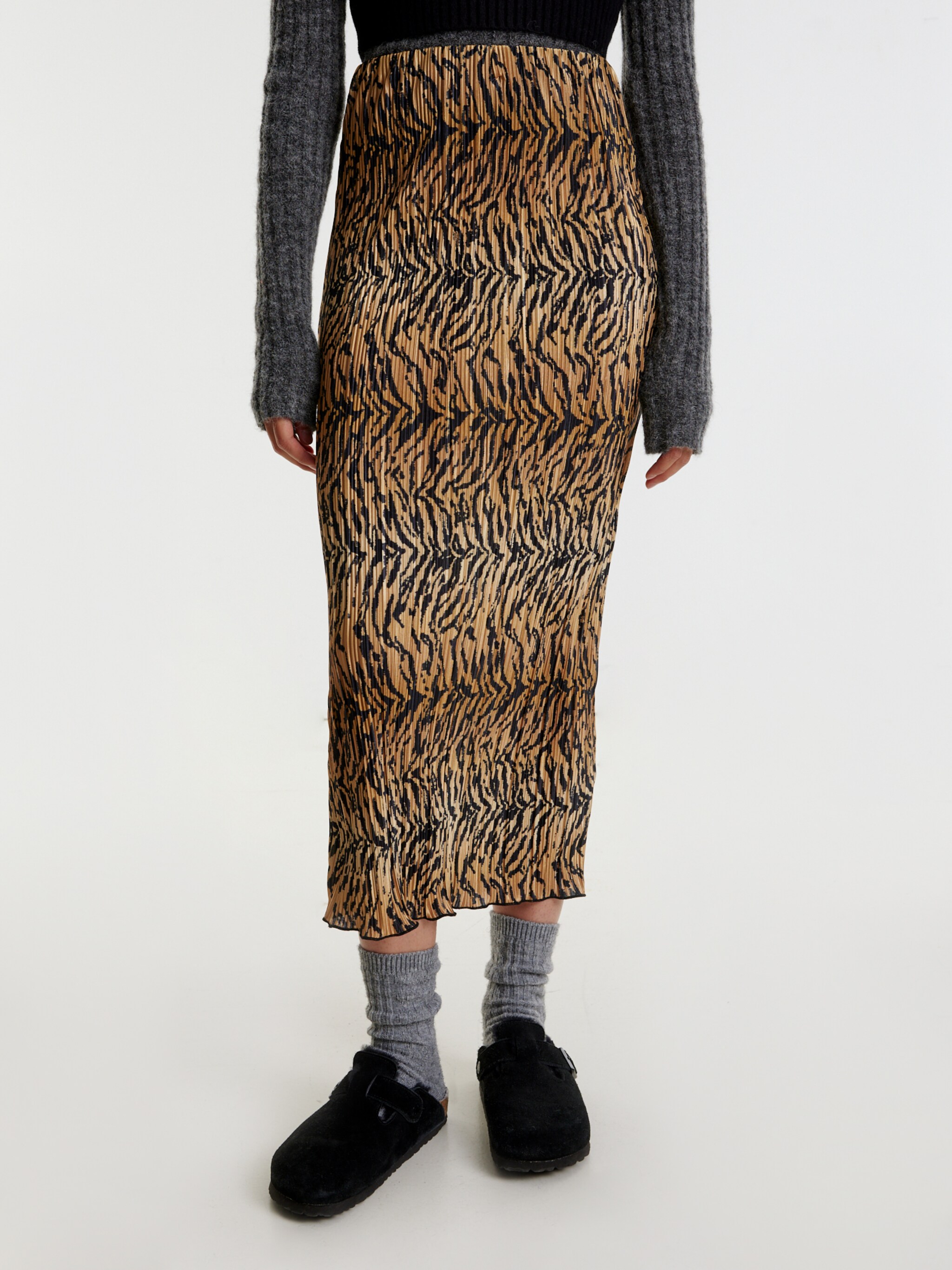 EDITED Producten Rok 'Beate' Bruin