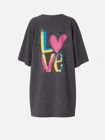 Worldclassca Oversized Shirt in Grey: front