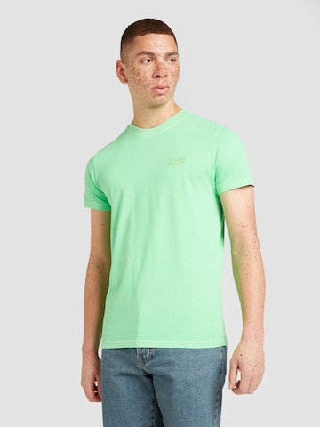 Superdry T-Shirt 'ESSENTIAL' in Grün: predná strana