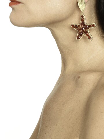 Orecchini 'Orecchini Vesta a stella rossa' di Addicted2 in rosso
