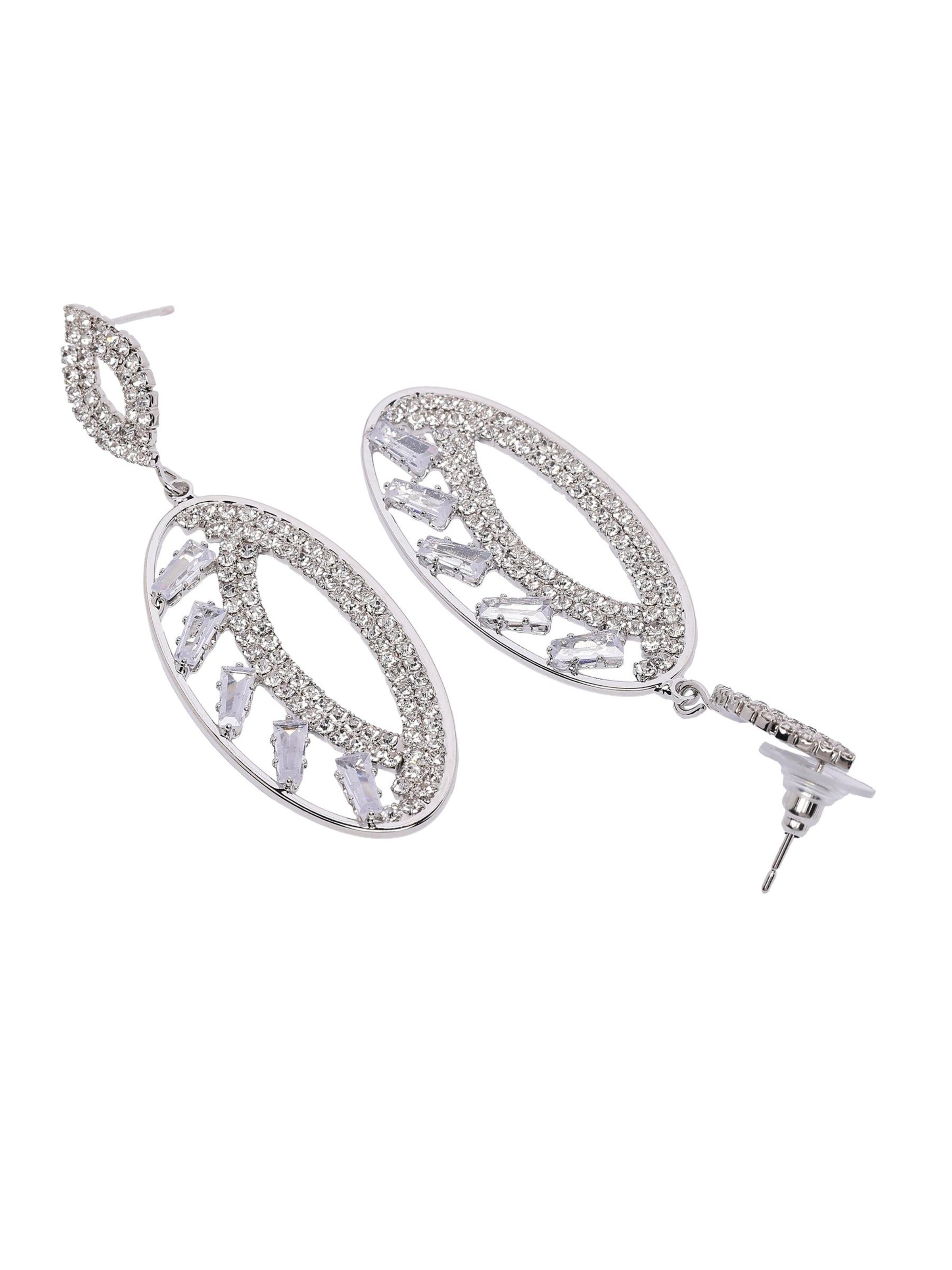 AVANT-GARDE PARIS Oorbellen 'Bianca' in Zilver