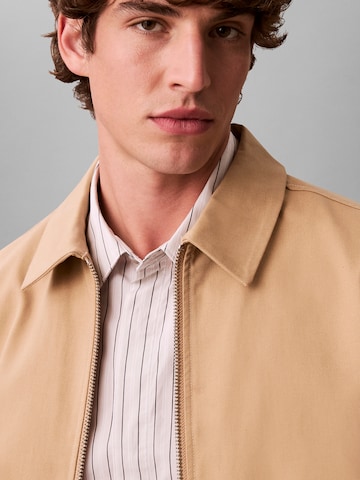 Veste mi-saison Calvin Klein en beige