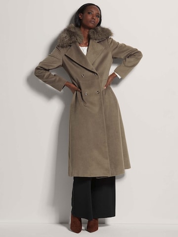 Manteau d’hiver MADELEINE en beige : devant