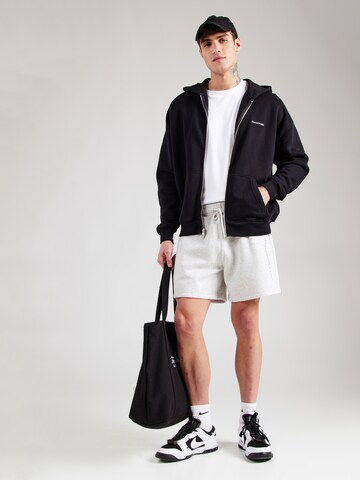 Abercrombie & Fitch Суичъри с качулка в черно