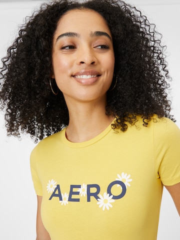 T-shirt 'DAISYS' AÉROPOSTALE en jaune