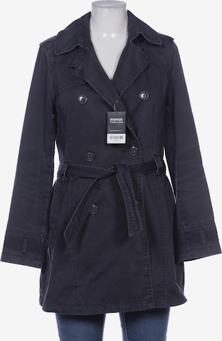 Mavi Mantel M in Blau: Vorderseite