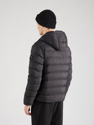 TOMMY HILFIGER Jacke in Schwarz