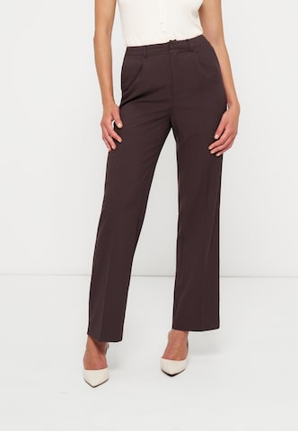 regular Pantaloni con pieghe di Anna Field in marrone: frontale