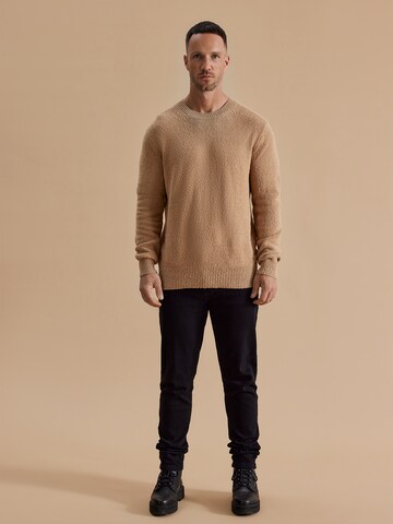 DAN FOX APPAREL Regular fit Tröja 'Laurenz' i beige