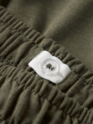Regular Pantalon TWO SOON en vert
