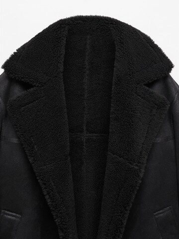 Manteau d’hiver 'Mamba' MANGO en noir