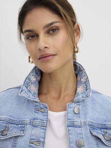 bonprix Tussenjas in Blauw
