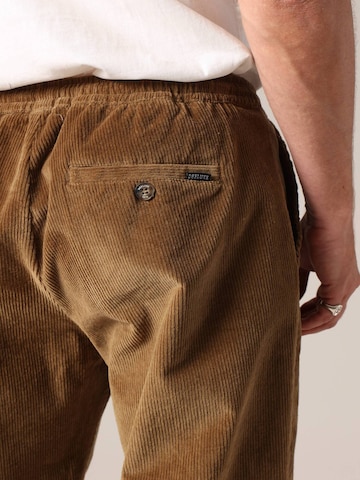 Deeluxe Regular Broek 'Leandre' in Beige