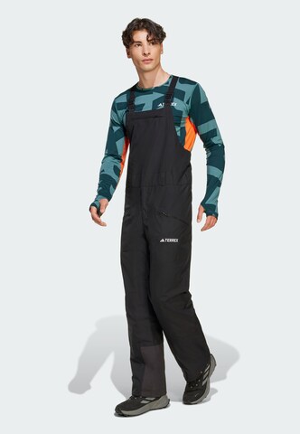 Regular Pantalon de sport ADIDAS TERREX en noir : devant