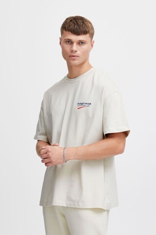 The Jogg Concept Shirt in White: front