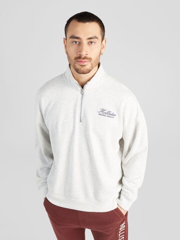 HOLLISTER - Sweatshirt 'APAC EXCLUSIVE' em cinzento: frente