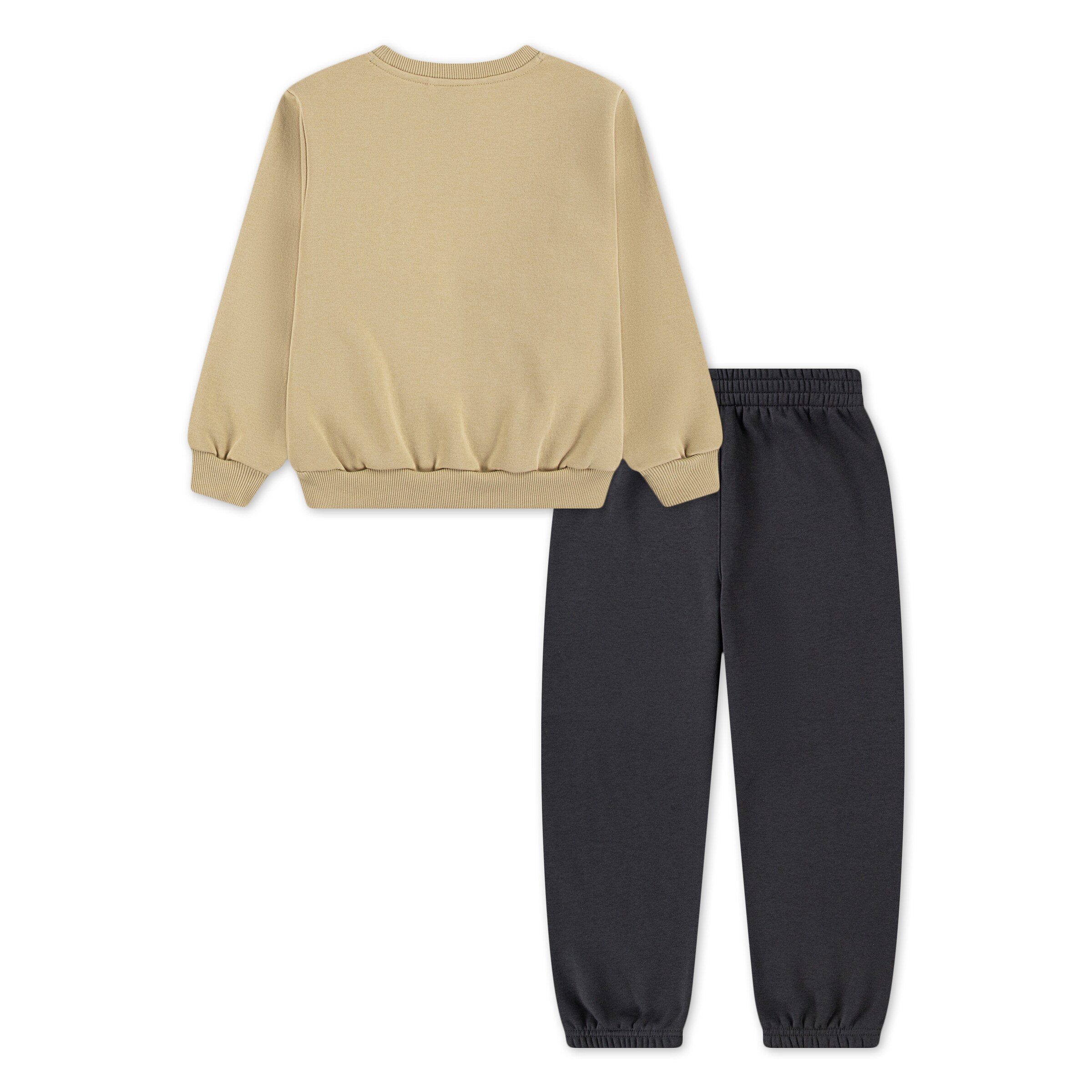 Trening de la CONVERSE pe bej