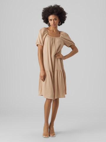 Robe d’été 'Natali Nia' VERO MODA en beige