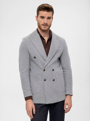 Antioch Between-season jacket in Grey: front