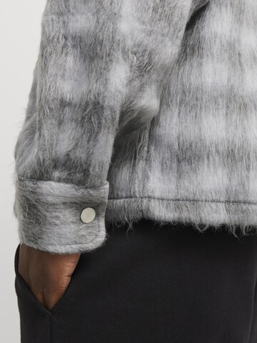 JACK & JONES - Chaqueta de entretiempo en gris