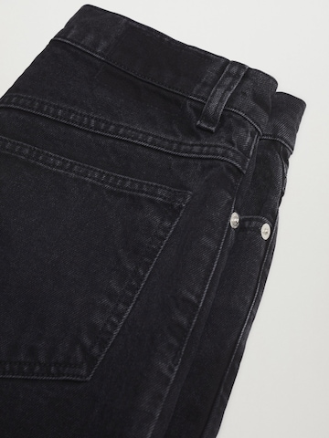 MANGO Tapered Jeans 'Mom80' in Black