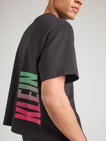 Calvin Klein Jeans T-shirt 'PRIDE' i svart