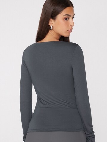 Tezenis Shirt in Grey