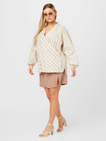 Object Curve Blus 'NIKITA' i vit