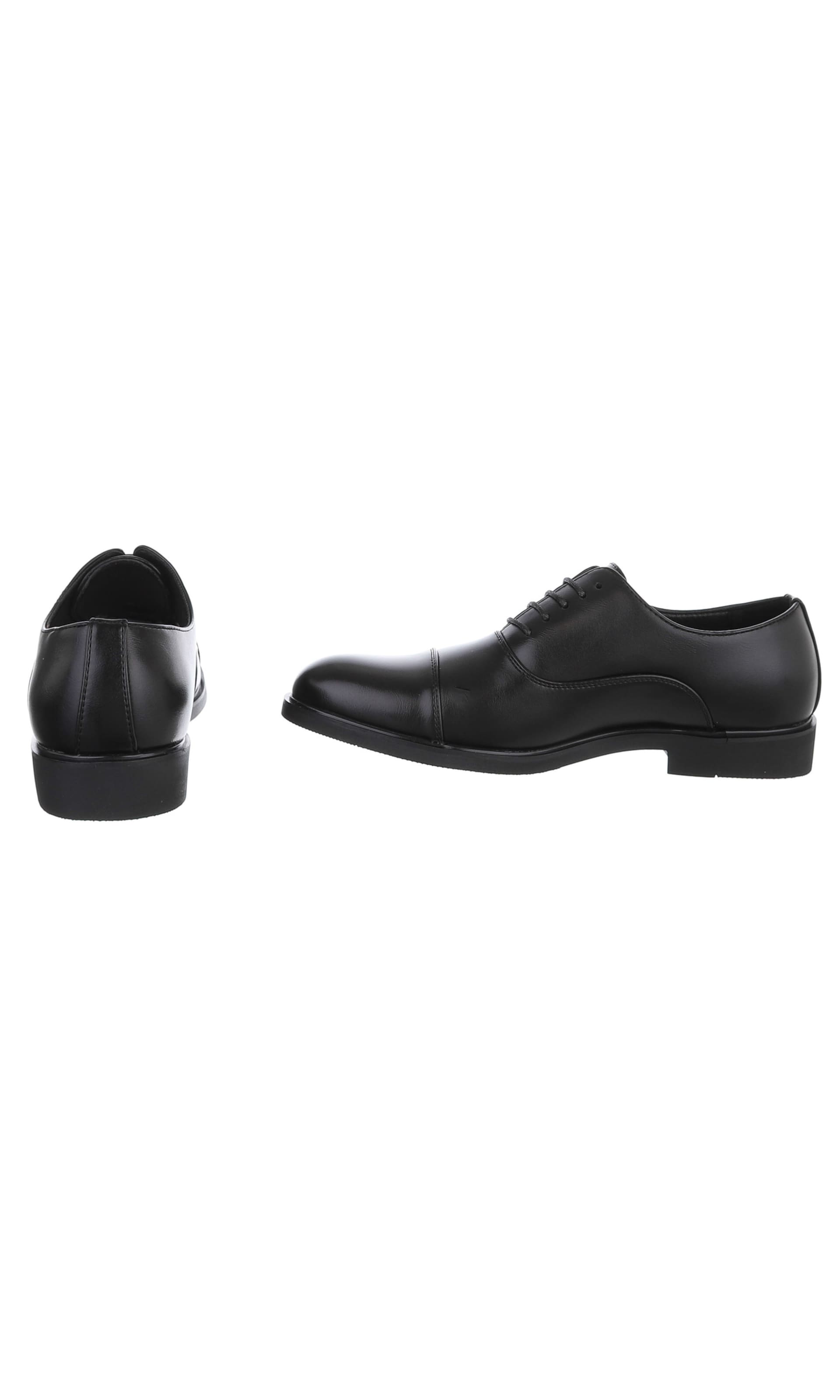 CoolWalk Schnürschuh in Schwarz