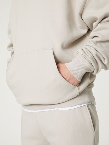 DAN FOX APPAREL Sweatshirt 'Dean' in Beige