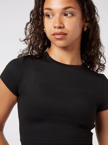 YO-GAYA Sporttop 'Short Sleeve Top' in Zwart