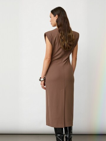 co'couture - Vestido ' FalconCC Pleat ' en marrón